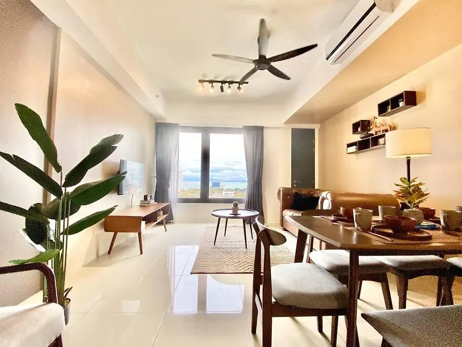 דירה Tropicana 218 Macalister #Seaview #Modern Retro #Infinity Pool #Georgetown #7Pax #3Br 2Bath #1King 2Queen 1Single #Quality Well Maintained #Private Host